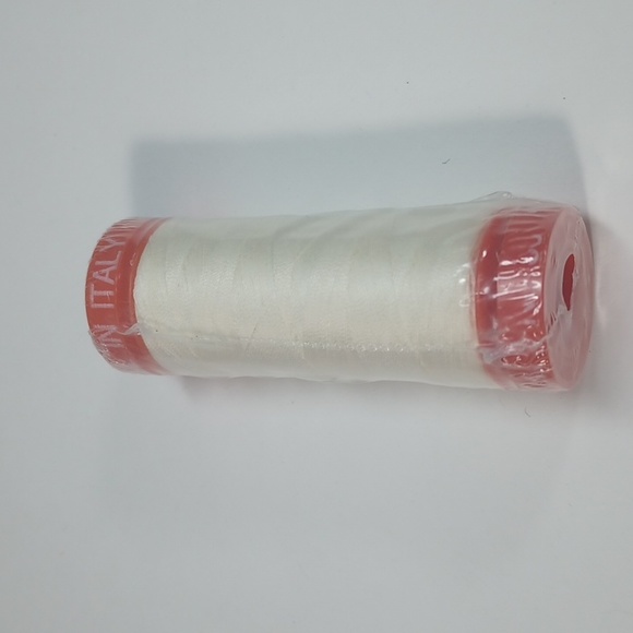 3/$15 Aurifil 50wt Cotton Mako Thread 200 Meters MK50SP200-2026 8057252105474 - Picture 2 of 3